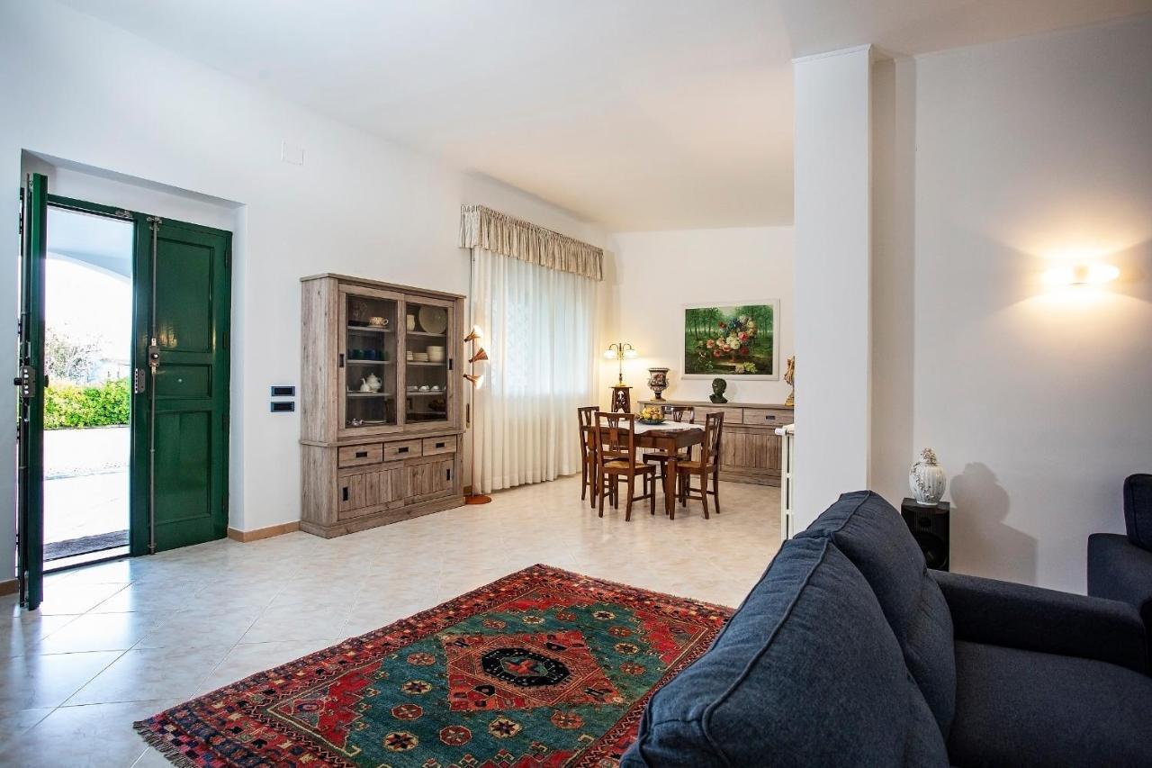 Villa Eva Crispiano Exteriér fotografie